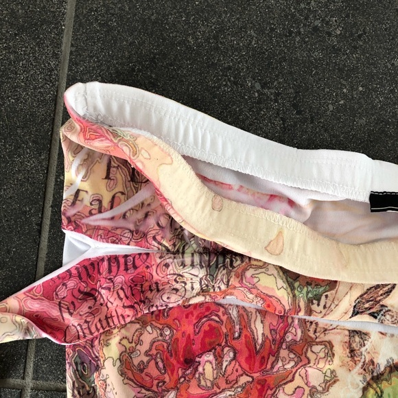 Colourful Sleeveless Top - Picture 3 of 6